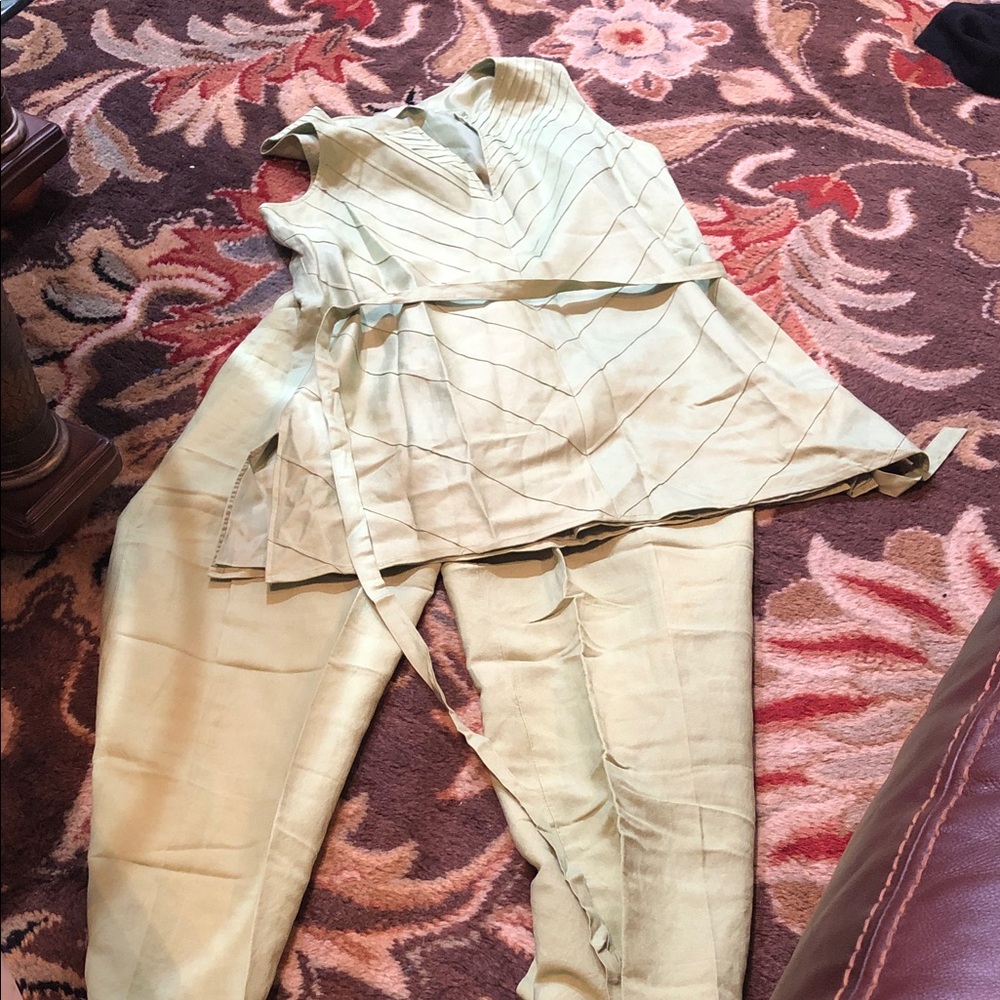 Sleeveless Sage Green Wrap Top & Pants Set - Women linen